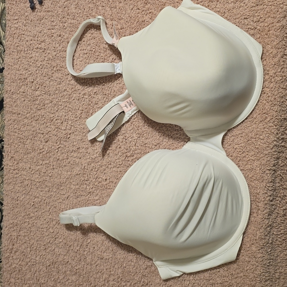 Victoria Secrets Bra